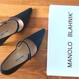 Manolo Blahnik Blue Mary Janes 7.5